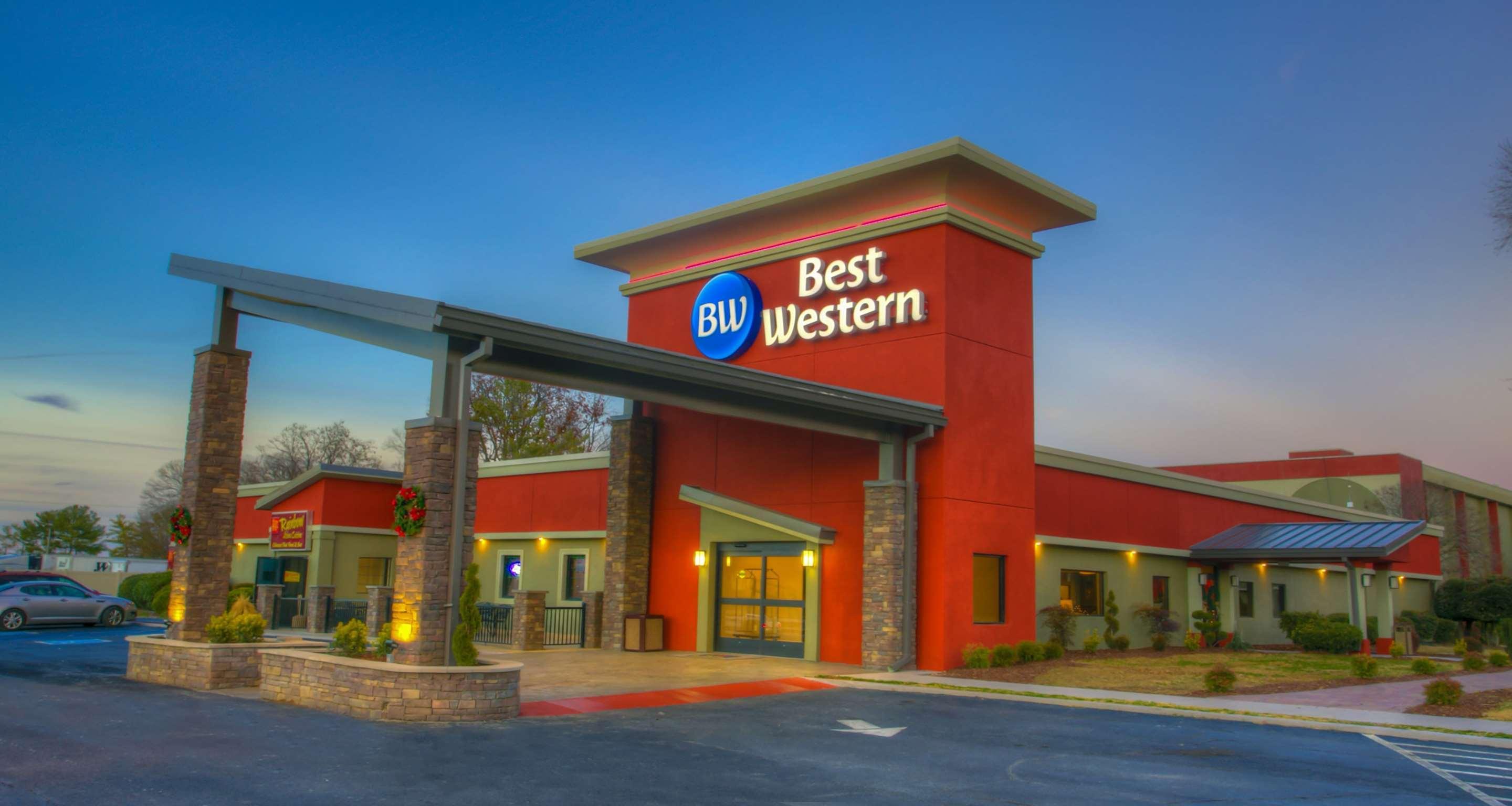 Days Inn & Suites By Wyndham Johnson Stadt Exterior foto